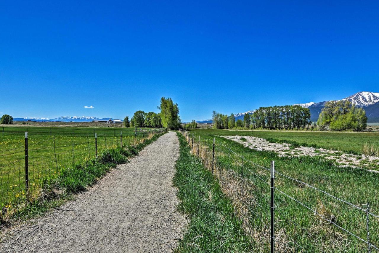 Ranch-Style Retreat In Downtown Buena Vista! Villa Luaran gambar