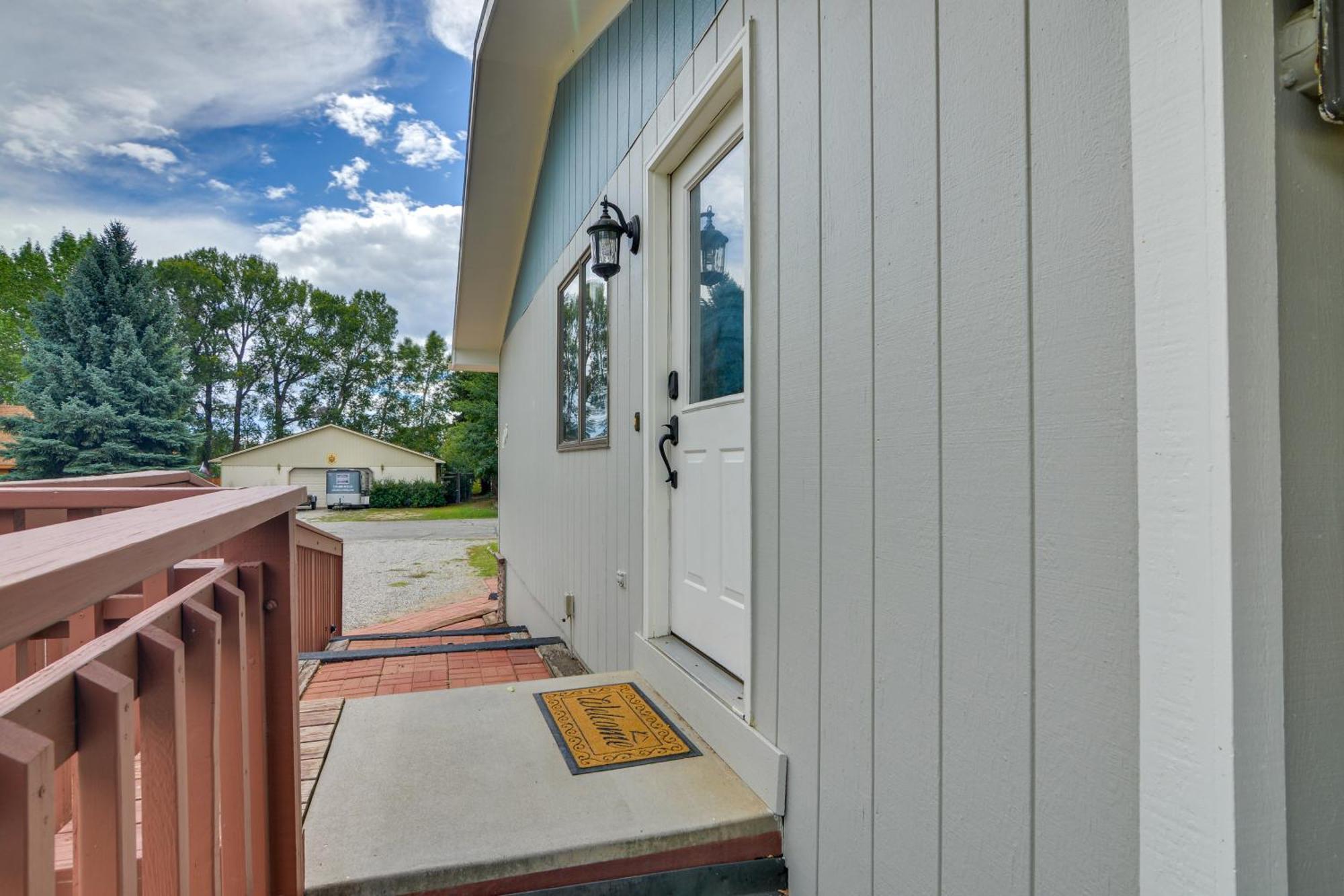 Ranch-Style Retreat In Downtown Buena Vista! Villa Luaran gambar