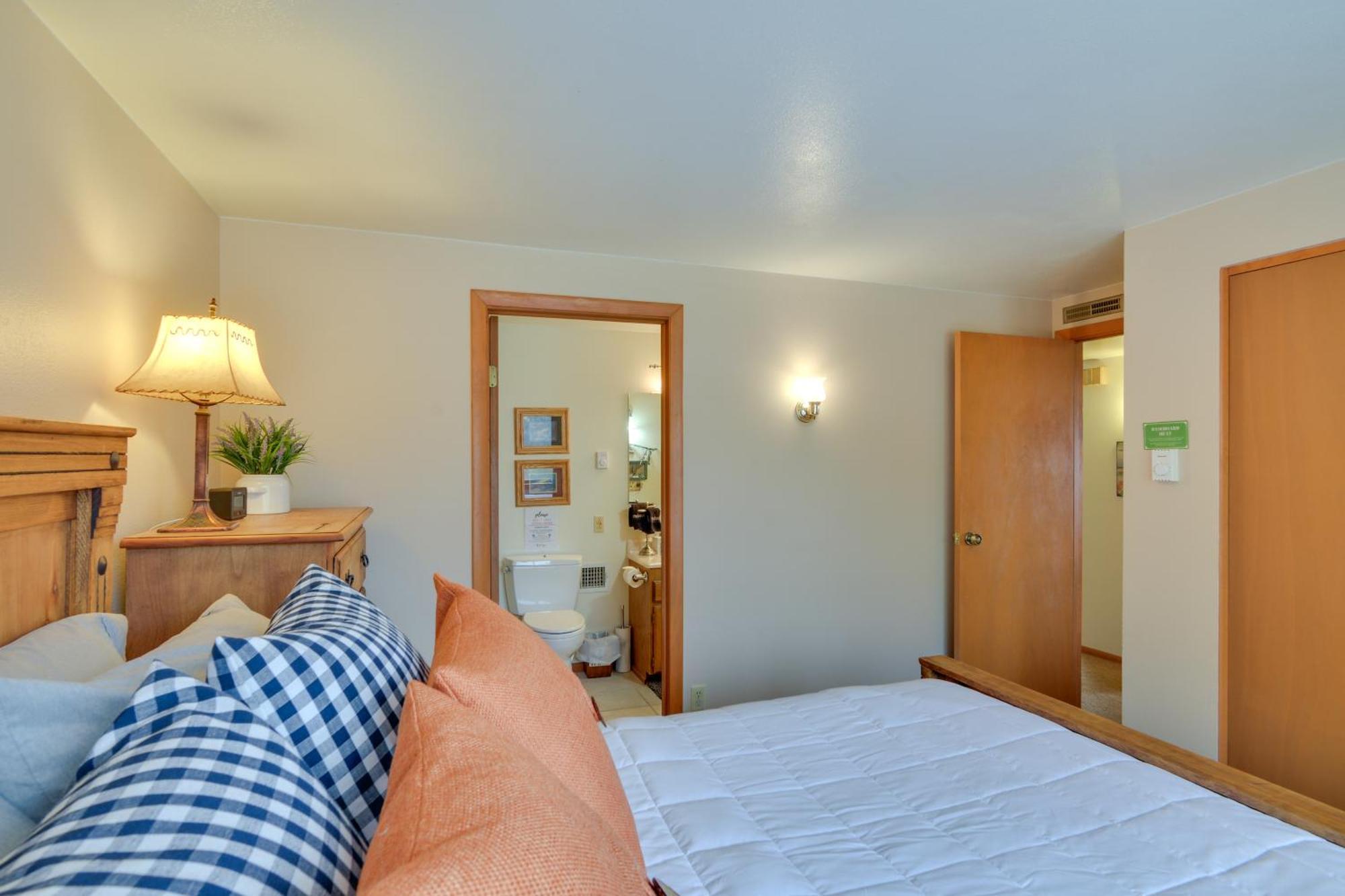 Ranch-Style Retreat In Downtown Buena Vista! Villa Luaran gambar