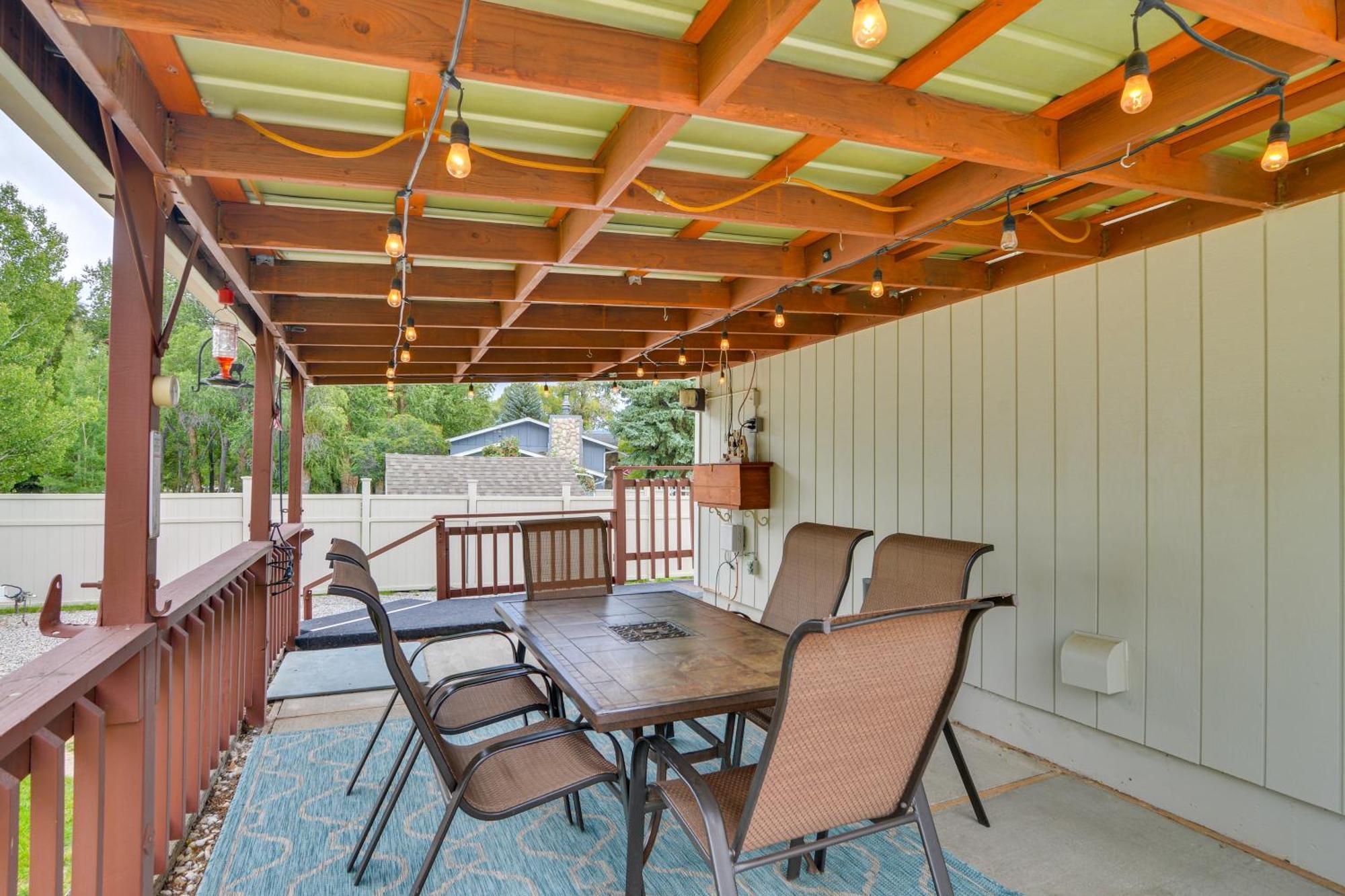 Ranch-Style Retreat In Downtown Buena Vista! Villa Luaran gambar